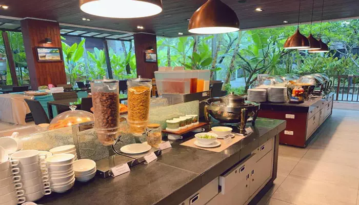 هتل هولا هولا ریزورت اند اسپا کرابی